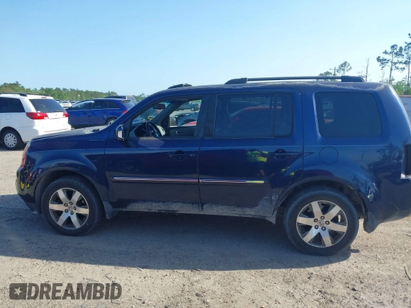 2014 Honda Pilot Touring with VIN 5FNYF4H92EB019248, listed as a IAAI auction lot 41942963 with 136,183 mi miles and . Bid and sale history available at carsss.com. Image 14.