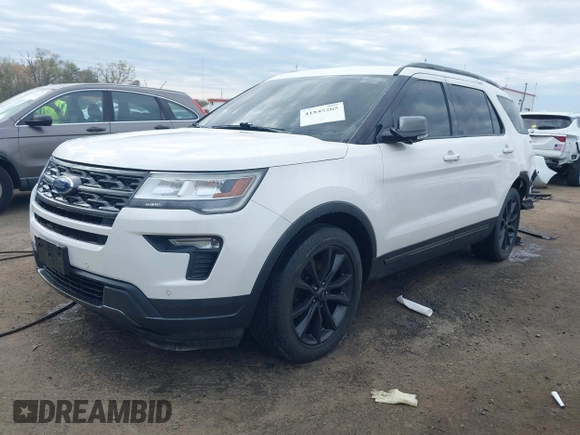 2018 Ford Explorer XLT with VIN 1FM5K8D81JGA17361, listed as a IAAI auction lot 41845265 with 105,891 mi miles and . Bid and sale history available at carsss.com. Image 2.