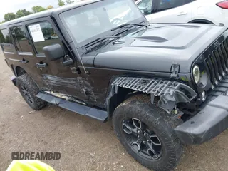 2018 Jeep Wrangler JK Unlimited Altitude with VIN 1C4BJWEG7JL881133, listed as a IAAI auction lot 40404302 with 95,726 mi miles. Bid and sale history available at carsss.com. Image 6.