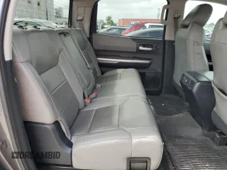 2017 Toyota Tundra 2WD Limited with VIN 5TFFW5F11HX212687, listed as a Copart auction lot 78492844 with 339,946 mi miles and Clean Title. Bid and sale history available at carsss.com. Image 10.