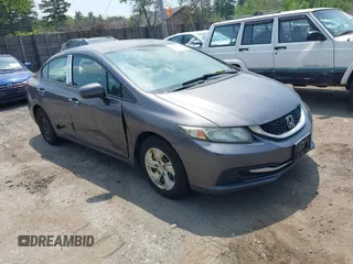 2015 Honda Civic LX z VIN 19XFB2F53FE220901, wystawiony jako IAAI lot #42438602 z przebiegiem 260 008 mil mil oraz . Historia ofert i sprzedaży dostępna na DreamBid. Obrazek 1.