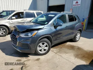 2021 Chevrolet Trax LT z VIN KL7CJPSMXMB360662, wystawiony jako Copart lot #55304075 z przebiegiem 14 076 mil mil oraz Szkoda całkowita • Salvage title. Historia ofert i sprzedaży dostępna na DreamBid. Obrazek 1.