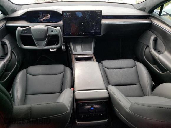 2021 Tesla Model S Long Range z VIN 5YJSA1E59MF438359, wystawiony jako Copart lot #57794325 z przebiegiem 31 651 mil mil oraz Szkoda całkowita • Salvage title. Historia ofert i sprzedaży dostępna na DreamBid. Obrazek 8.