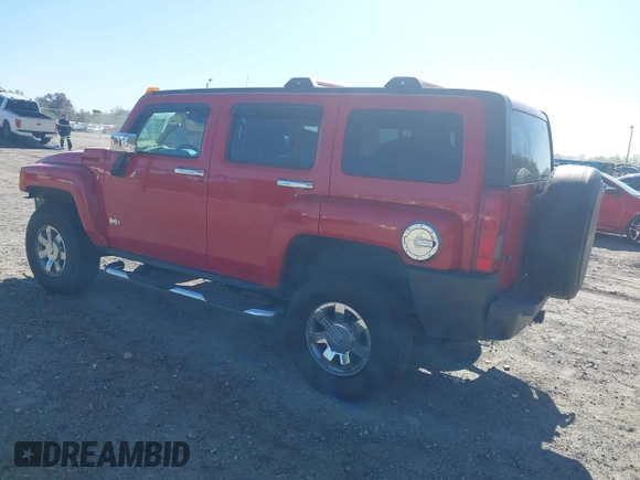 2006 Hummer H3 with VIN 5GTDN136968305363, listed as a IAAI auction lot 41890258 with 150,000 mi miles. Bid and sale history available at carsss.com. Image 3.