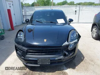 2022 Porsche Macan with VIN WP1AA2A51NLB05822, listed as a IAAI auction lot 39567077 with 54,527 mi miles. Bid and sale history available at carsss.com. Image 12.