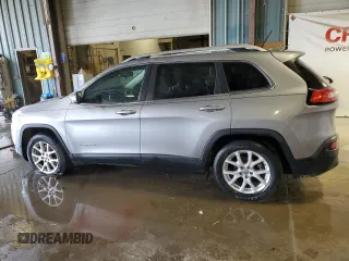 2017 Jeep Cherokee Latitude with VIN 1C4PJLCB9HW535816, listed as a Copart auction lot 52905295 with 61,648 mi miles and Clean Title. Bid and sale history available at DreamBid. Image 2.
