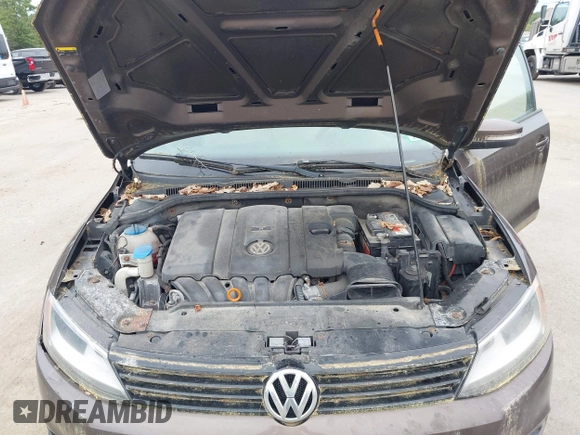 2012 Volkswagen Jetta SE z VIN 3VWDP7AJ7CM072695, wystawiony jako IAAI lot #42616264 z przebiegiem 220 296 mil mil oraz . Historia ofert i sprzedaży dostępna na DreamBid. Obrazek 10.