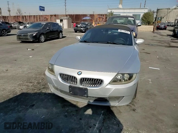 2006 BMW Z4 3.0i with VIN 4USBU33566LW58266, listed as a Copart auction lot 88115635 with 90,409 mi miles and Salvage Title. Bid and sale history available at carsss.com. Image 11.