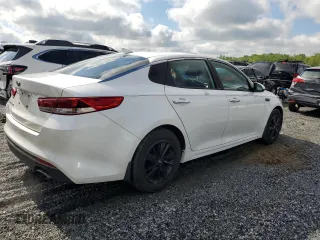 2016 Kia Optima LX with VIN KNAGT4L32G5072525, listed as a Copart auction lot 52811245 with 109,169 mi miles and Clean Title. Bid and sale history available at carsss.com. Image 3.