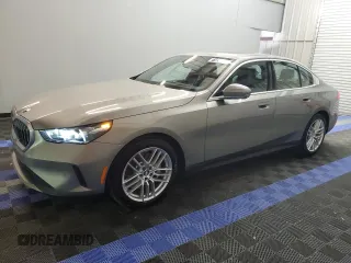 2024 BMW 5 Series 530i with VIN WBA43FJ03RCR71576, listed as a Copart auction lot 71856374 with 18,994 mi miles and Clean Title. Bid and sale history available at carsss.com. Image 1.