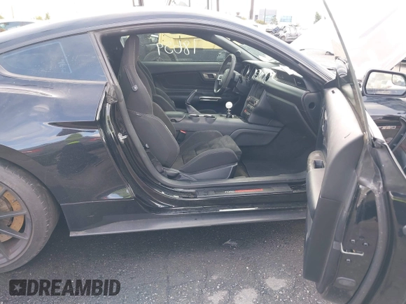 2017 Ford Mustang Shelby GT350 z VIN 1FA6P8JZ1H5526319, wystawiony jako IAAI lot #41578659 z przebiegiem 72 993 mil mil oraz . Historia ofert i sprzedaży dostępna na DreamBid. Obrazek 5.