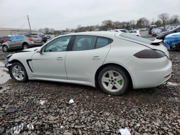 2015 Porsche Panamera 4 z VIN WP0AA2A72FL000789, wystawiony jako Copart lot #51923145 z przebiegiem 138 411 mil mil oraz Szkoda całkowita • Salvage title. Historia ofert i sprzedaży dostępna na DreamBid. Obrazek 2.