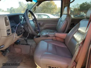 1996 Chevrolet Tahoe with VIN 1GNEK13R1TJ385350, listed as a Copart auction lot 77593884 with 169,178 mi miles and Salvage Title. Bid and sale history available at carsss.com. Image 7.