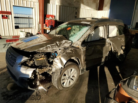 2015 Subaru Outback Premium with VIN 4S4BSACCXF3245809, listed as a Copart auction lot 44204985 with 141,267 mi miles and Salvage title. Bid and sale history available at DreamBid. Image 1.