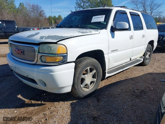 2002 GMC Yukon XL Denali with VIN 1GKFK66U32J316396, listed as a IAAI auction lot 41584644 with 1 mi miles. Bid and sale history available at carsss.com. Image 2.