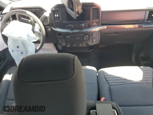 2021 Ford F-150 XL with VIN 1FTEX1EP8MFC94005, listed as a Copart auction lot 57518465 with 32,149 mi miles and Salvage title. Bid and sale history available at DreamBid. Image 8.