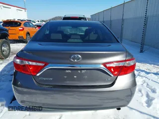 2015 Toyota Camry XLE with VIN 4T4BF1FK6FR465360, listed as a IAAI auction lot 41615471 with 166,584 mi miles. Bid and sale history available at carsss.com. Image 16.