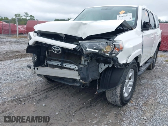 2018 Toyota 4Runner SR5 z VIN JTEBU5JR9J5610308, wystawiony jako IAAI lot #37802713 z przebiegiem 64 200 mil mil oraz . Historia ofert i sprzedaży dostępna na DreamBid. Obrazek 6.