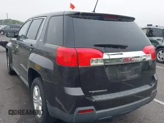 2014 GMC Terrain SLE with VIN 2GKALMEK5E6194461, listed as a IAAI auction lot 42196136 with 128,686 mi miles. Bid and sale history available at carsss.com. Image 3.