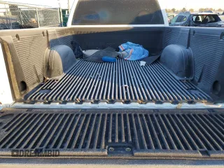 2000 GMC New Sierra 1500 SL with VIN 1GTEC14W6YZ160540, listed as a Copart auction lot 80275974 with 171,691 mi miles and Salvage Title. Bid and sale history available at carsss.com. Image 10.