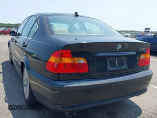 2005 BMW 3 Series 330i с VIN WBAEV53435KM40855, выставлен на аукционе IAAI как лот 42344505 с пробегом 120 060 миль миль и . История ставок и продаж доступна на DreamBid. Изображение 3.