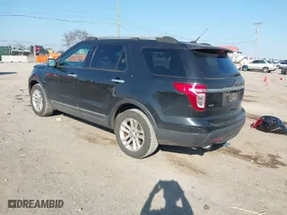 2014 Ford Explorer XLT with VIN 1FM5K7D90EGA20681, listed as a IAAI auction lot 41751453 with 193,709 mi miles. Bid and sale history available at carsss.com. Image 3.