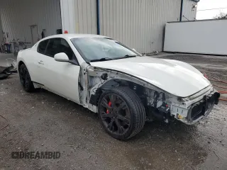 2014 Maserati GranTurismo Sport with VIN ZAM45VLA1E0124706, listed as a Copart auction lot 84675664 with 65,228 mi miles and Salvage Title. Bid and sale history available at carsss.com. Image 4.
