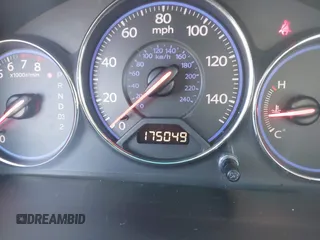 2005 Honda Civic LX with VIN 2HGES16595H589224, listed as a IAAI auction lot 42068288 with 175,049 mi miles and . Bid and sale history available at carsss.com. Image 15.