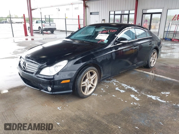 2006 Mercedes-Benz CLS 500 z VIN WDDDJ75X56A045909, wystawiony jako IAAI lot #41861720 z przebiegiem 127 719 mil mil oraz . Historia ofert i sprzedaży dostępna na DreamBid. Obrazek 19.