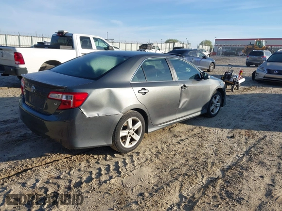 2012 Toyota Camry L with VIN 4T1BF1FK4CU126005, listed as a IAAI auction lot 41837721 with 198,820 mi miles. Bid and sale history available at carsss.com. Image 4.