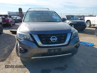 2017 Nissan Pathfinder SV z VIN 5N1DR2MN1HC621133, wystawiony jako IAAI lot #41311239 z przebiegiem 107 851 mil mil oraz . Historia ofert i sprzedaży dostępna na DreamBid. Obrazek 12.