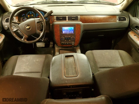 2008 Chevrolet Avalanche LS with VIN 3GNFK12328G134895, listed as a Copart auction lot 49992345 with 212,225 mi miles and Salvage Title. Bid and sale history available at carsss.com. Image 8.