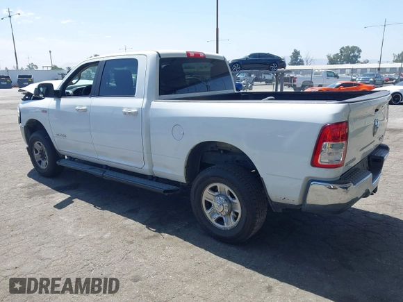 2019 Ram 2500 Big Horn with VIN 3C6UR5DJ4KG519811, listed as a IAAI auction lot 42643850 with 255,461 mi miles and . Bid and sale history available at DreamBid. Image 3.