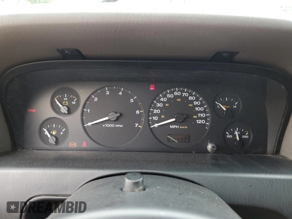2002 Jeep Grand Cherokee Laredo z VIN 1J4GX48S52C148308, wystawiony jako Copart lot #58755165 z przebiegiem Nie podano mil oraz Nie do naprawy • Non repairable. Historia ofert i sprzedaży dostępna na DreamBid. Obrazek 9.