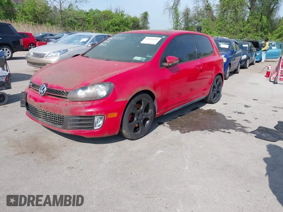 2012 Volkswagen GTI w/Conv & Sunroof z VIN WVWEV7AJ2CW259338, wystawiony jako IAAI lot #42123333 z przebiegiem 121 365 mil mil oraz . Historia ofert i sprzedaży dostępna na DreamBid. Obrazek 2.