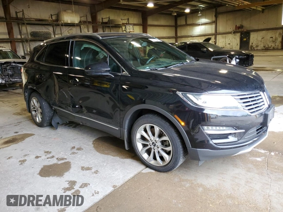 2016 Lincoln MKC Select z VIN 5LMCJ2D9XGUJ31639, wystawiony jako Copart lot #62773445 z przebiegiem 75 461 mil mil oraz Szkoda całkowita • Salvage title. Historia ofert i sprzedaży dostępna na DreamBid. Obrazek 4.