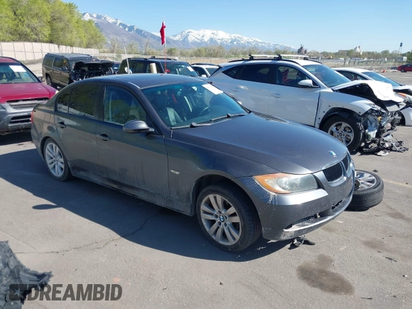 2007 BMW 3 Series 328i z VIN WBAVA33567PV64455, wystawiony jako IAAI lot #42029283 z przebiegiem 156 659 mil mil oraz . Historia ofert i sprzedaży dostępna na DreamBid. Obrazek 1.