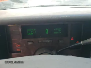 1996 Cadillac Fleetwood z VIN 1G6DW52P7TR710605, wystawiony jako Copart lot #51814605 z przebiegiem 280 654 mil mil oraz Nie do naprawy • Non repairable. Historia ofert i sprzedaży dostępna na DreamBid. Obrazek 9.
