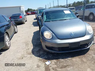 2013 Volkswagen Beetle Entry с VIN 3VWFP7ATXDM626534, выставлен на аукционе IAAI как лот 41984670 с пробегом 115 422 миль миль и . История ставок и продаж доступна на DreamBid. Изображение 1.