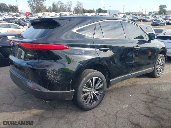 2021 Toyota Venza LE with VIN JTEAAAAH8MJ031018, listed as a IAAI auction lot 41492643 with 99,634 mi miles. Bid and sale history available at carsss.com. Image 4.
