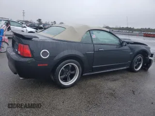 2001 Ford Mustang GT Deluxe with VIN 1FAFP45X91F136800, listed as a Copart auction lot 81303544 with 101,864 mi miles and Salvage Title. Bid and sale history available at carsss.com. Image 3.