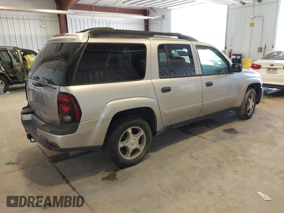 2006 Chevrolet TrailBlazer LS with VIN 1GNET16S066146603, listed as a IAAI auction lot 42110233 with 151,148 mi miles and . Bid and sale history available at DreamBid. Image 4.