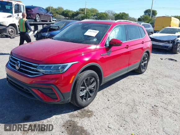 2024 Volkswagen Tiguan SE with VIN 3VVNB7AX5RM061571, listed as a IAAI auction lot 41837016 with 4,969 mi miles and . Bid and sale history available at DreamBid. Image 17.