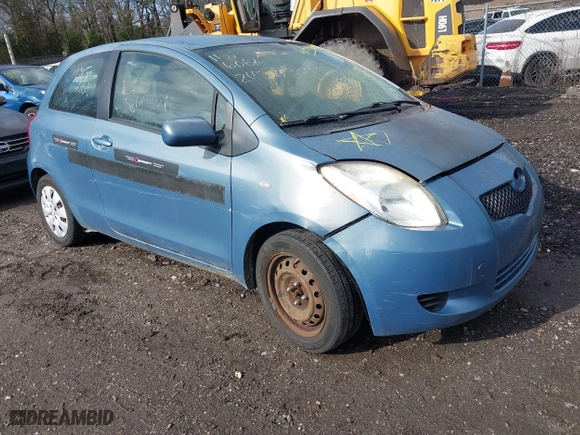 2008 Toyota Yaris with VIN JTDJT923485170416, listed as a IAAI auction lot 41988703 with 999,999 mi miles. Bid and sale history available at carsss.com. Image 1.