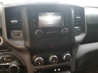 2022 Ram 1500 Tradesman с VIN 1C6SRFGT2NN433449, выставлен на аукционе IAAI как лот 42600128 с пробегом 91 606 миль миль и . История ставок и продаж доступна на DreamBid. Изображение 11.