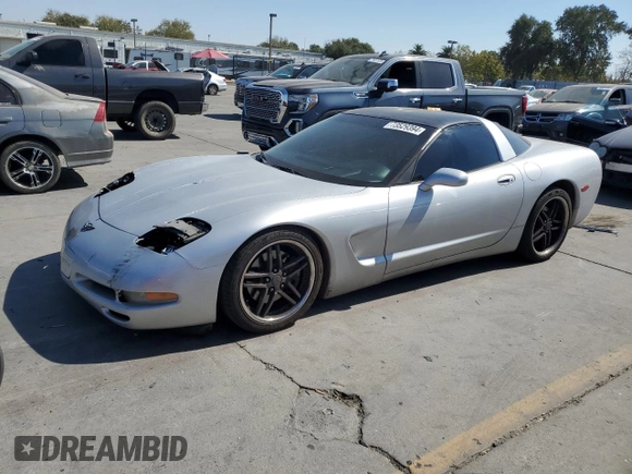 1999 Chevrolet Corvette with VIN 1G1YY22G3X5131902, listed as a Copart auction lot 73529394 with 136,093 mi miles and Salvage Title. Bid and sale history available at carsss.com. Image 1.