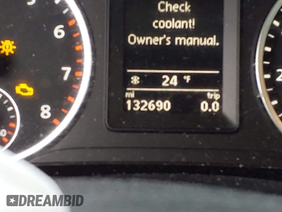 2017 Volkswagen Tiguan S with VIN WVGBV7AX8HK027148, listed as a IAAI auction lot 41215649 with 132,690 mi miles and . Bid and sale history available at DreamBid. Image 15.