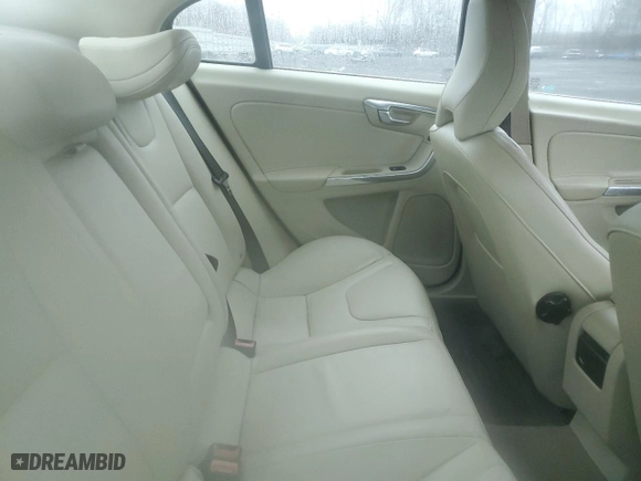 2013 Volvo S60 T5 with VIN YV1612FH9D2206163, listed as a Copart auction lot 50938745 with 111,747 mi miles and Salvage Title. Bid and sale history available at carsss.com. Image 10.