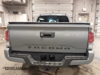 2021 Toyota Tacoma 4WD SR5 with VIN 3TMDZ5BNXMM111204, listed as a IAAI auction lot 41308159 with 46,024 mi miles. Bid and sale history available at carsss.com. Image 16.