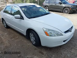 2005 Honda Accord LX z VIN 1HGCM56425A128378, wystawiony jako IAAI lot #41813058 z przebiegiem 82 655 mil mil oraz . Historia ofert i sprzedaży dostępna na DreamBid. Obrazek 1.